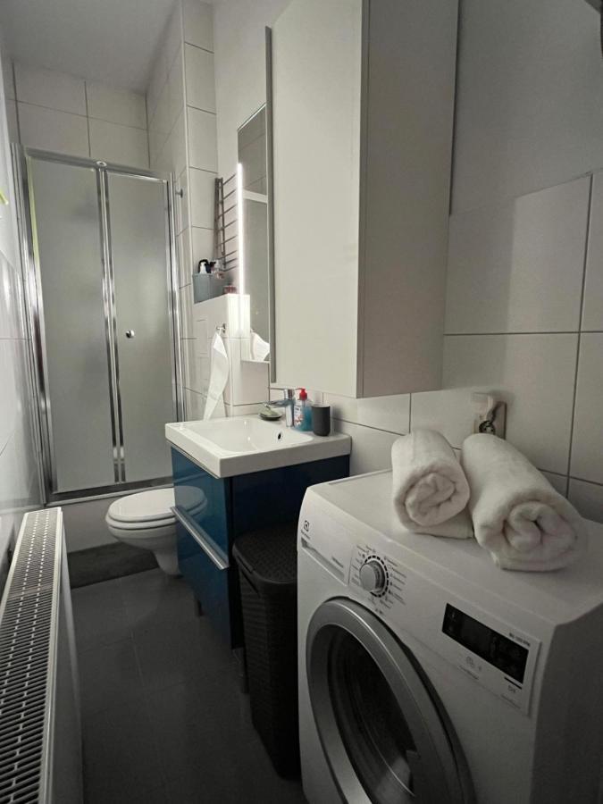 Sloneczny Apartament Centrum Poznania Klimatyzacja Wi-Fi Tv Zmywarka Pralka Piekarnik Exteriör bild